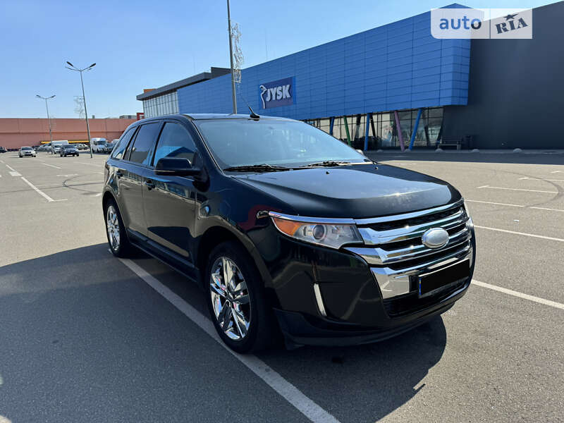 Ford Edge (2012)