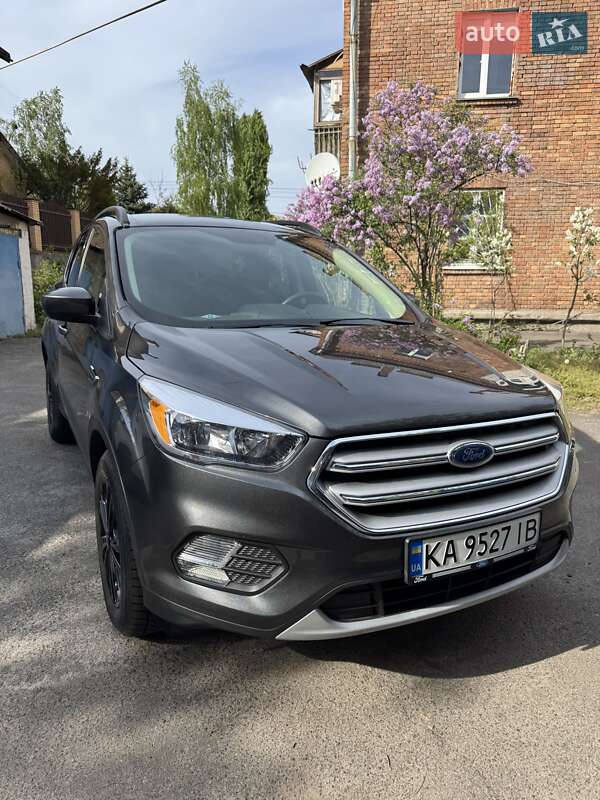 Ford Escape (2018)