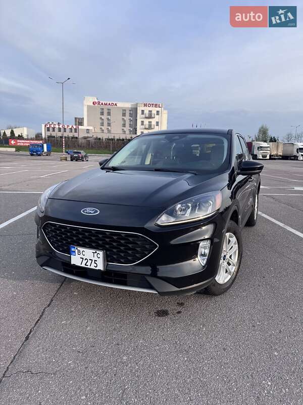 Ford Escape (2021)