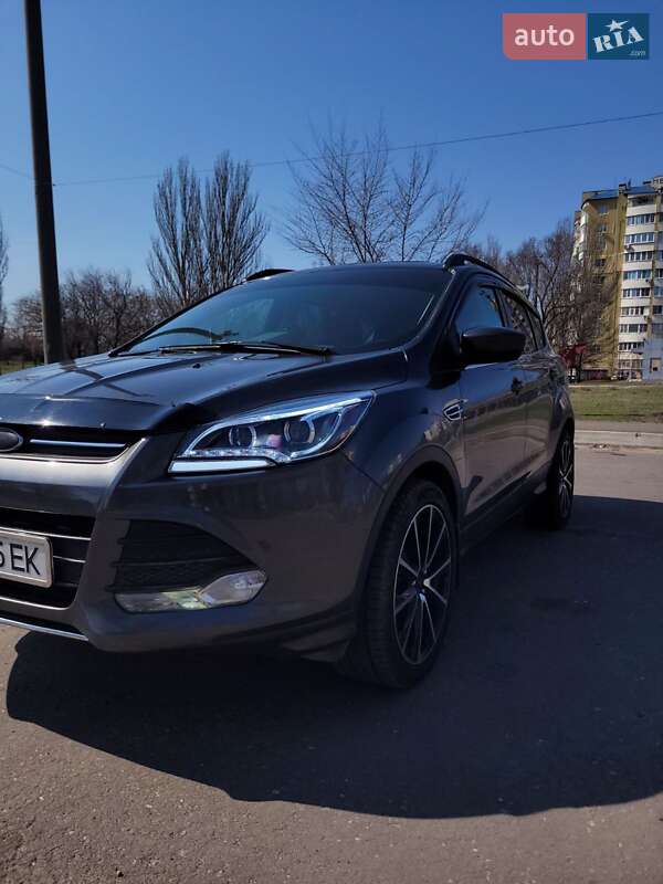 Ford Escape (2016)