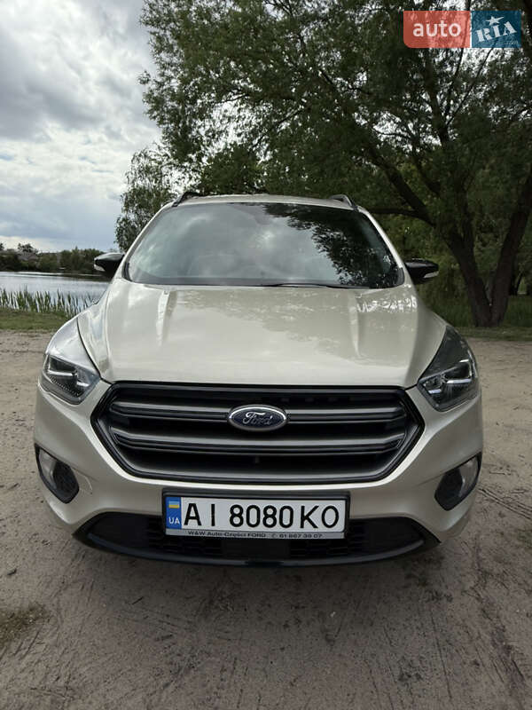 Ford Escape (2017)