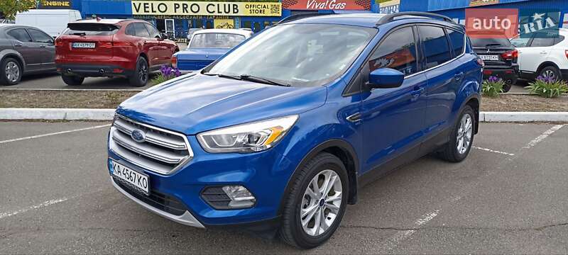 Ford Escape (2016)