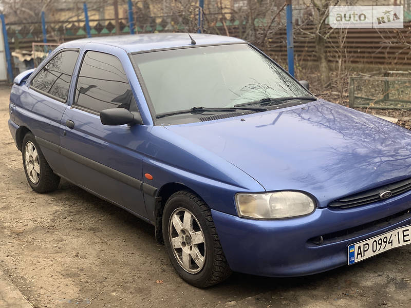 Ford Escort (1997)