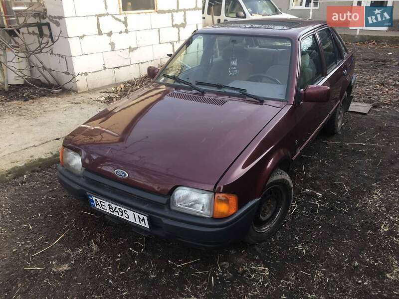 Ford Escort (1989)