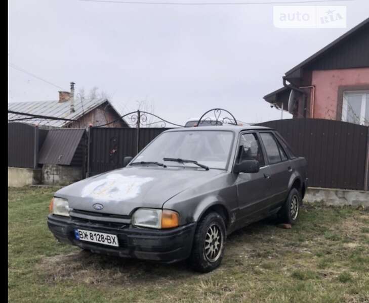 Ford Escort (1987)