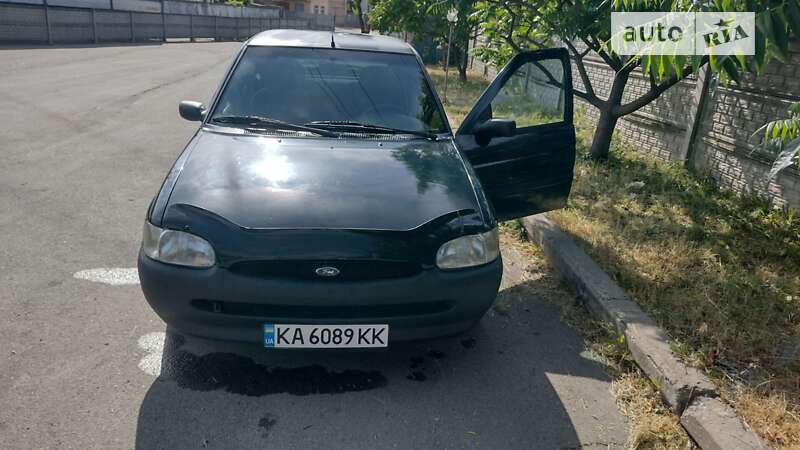 Ford Escort (1997)