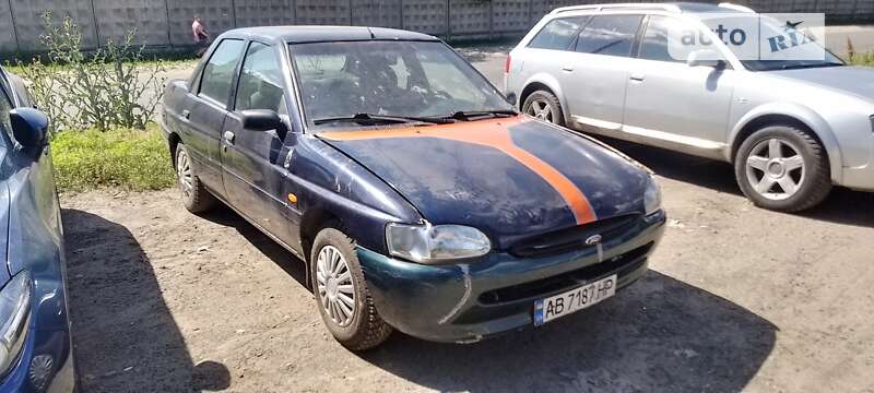 Ford Escort (1996)