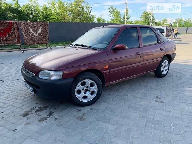 Ford Escort (1996)