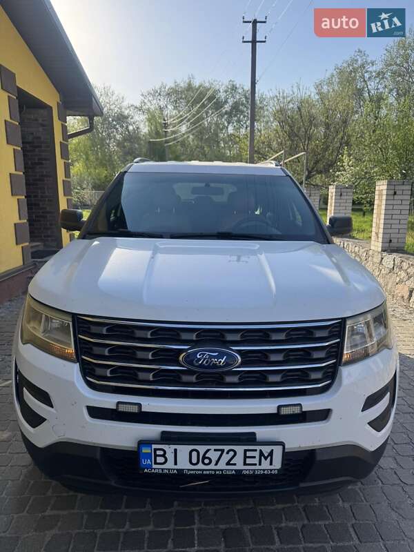 Ford Explorer (2016)