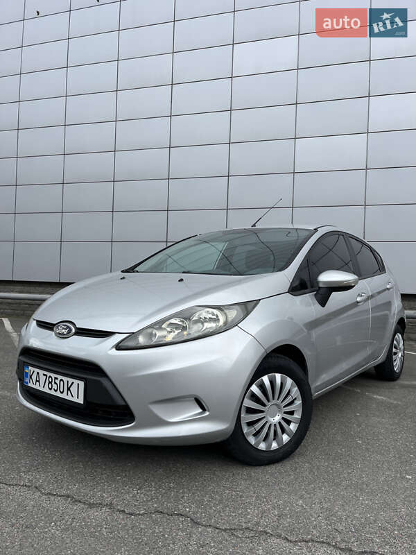 Ford Fiesta (2011)