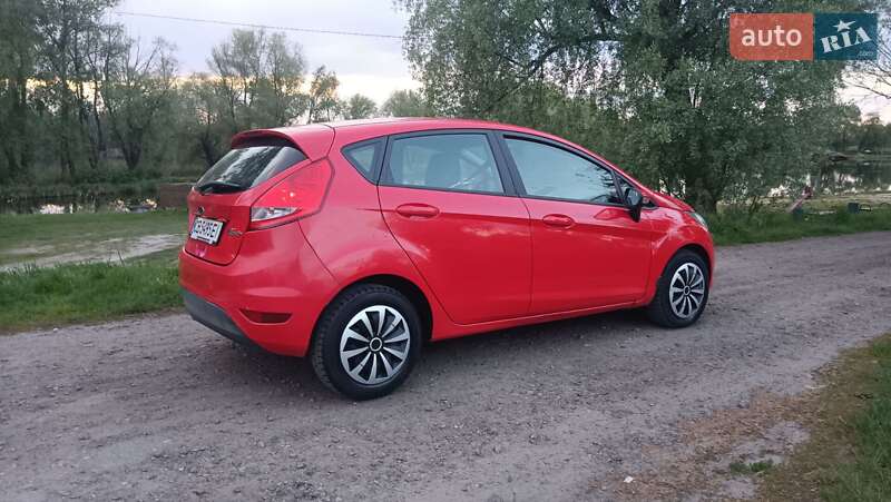 Ford Fiesta (2010)