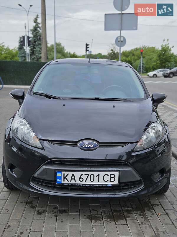 Ford Fiesta (2012)