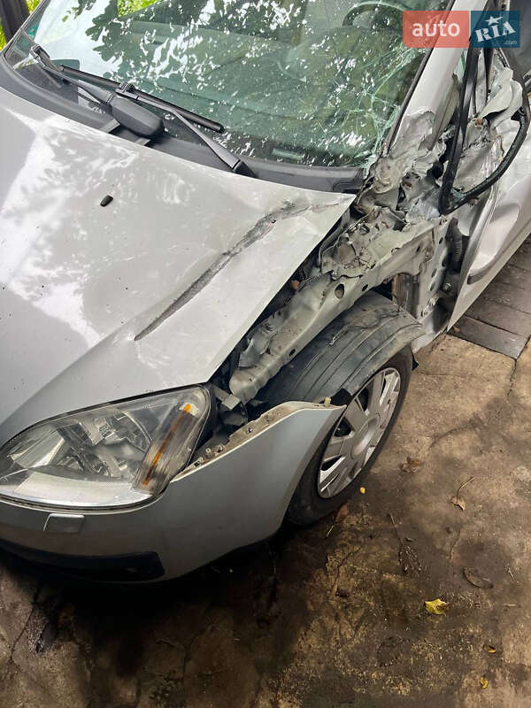 Ford Focus c-max (2005)
