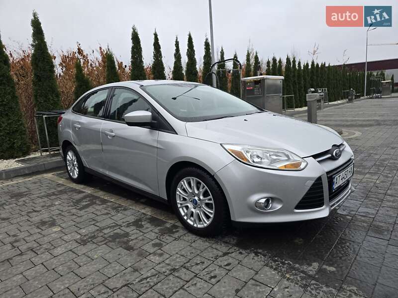 Ford Focus (2012)