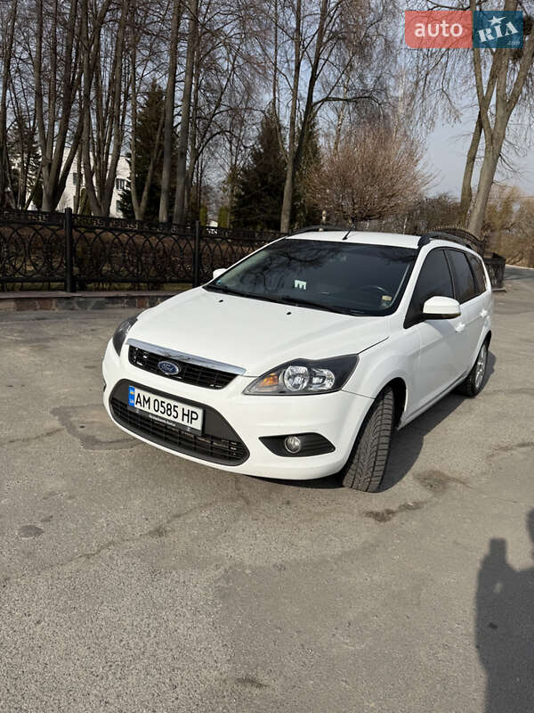 Ford Focus (2010)
