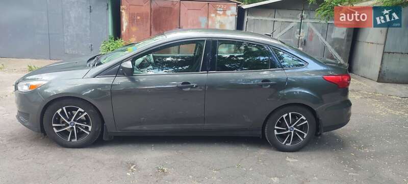 Ford Focus (2016)