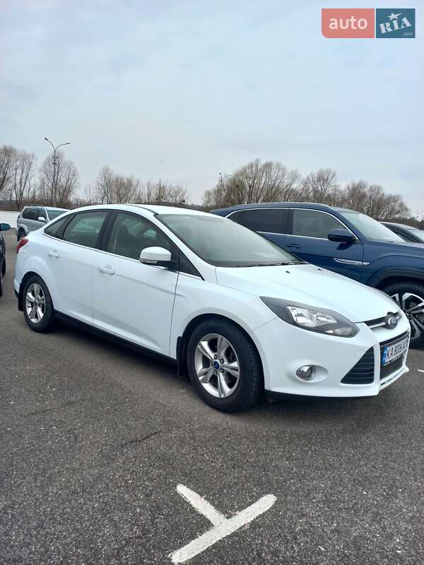 Ford Focus (2012)