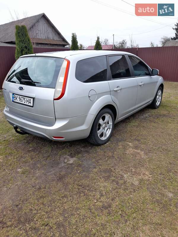 Ford Focus (2008)