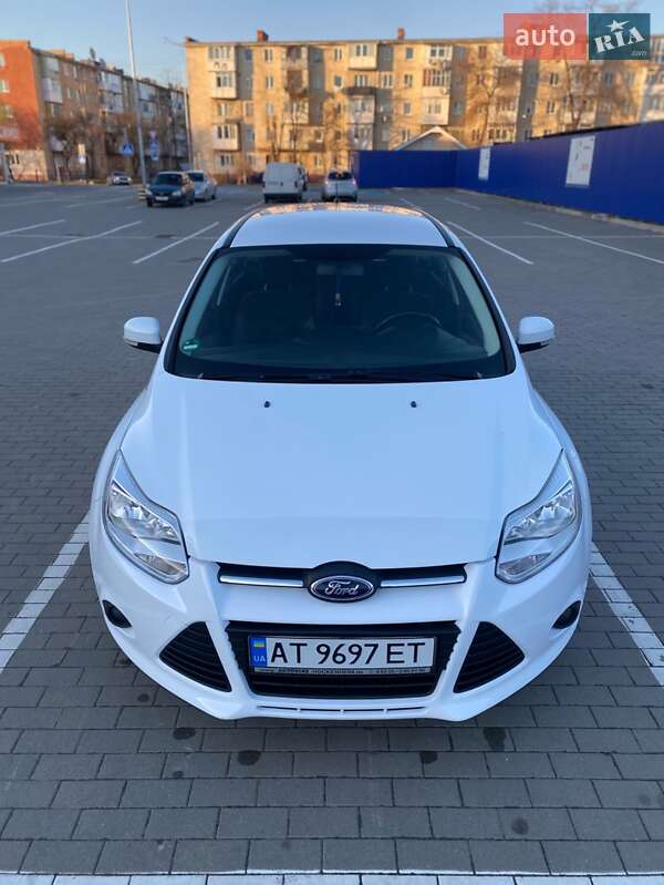 Ford Focus (2012)