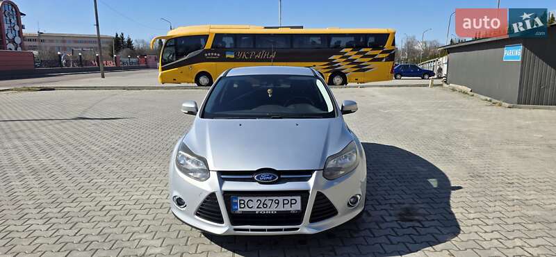 Ford Focus (2011)