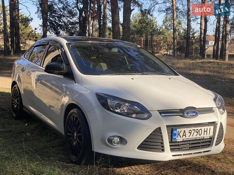 Ford Focus (2012)