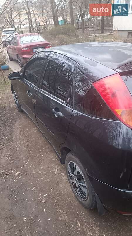 Ford Focus (1999)