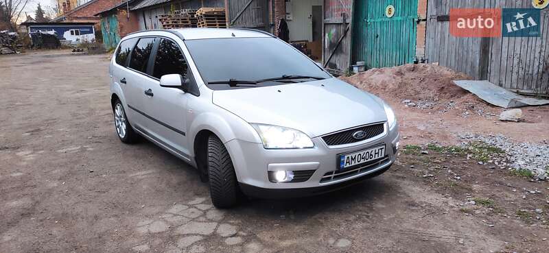 Ford Focus (2004)