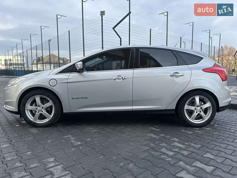 Ford Focus (2014)