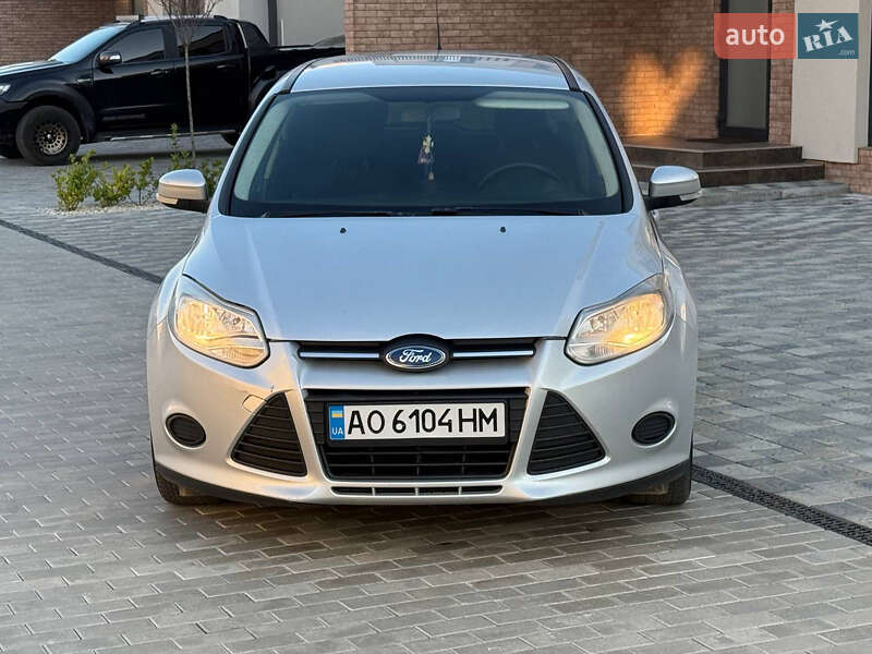 Ford Focus (2012)