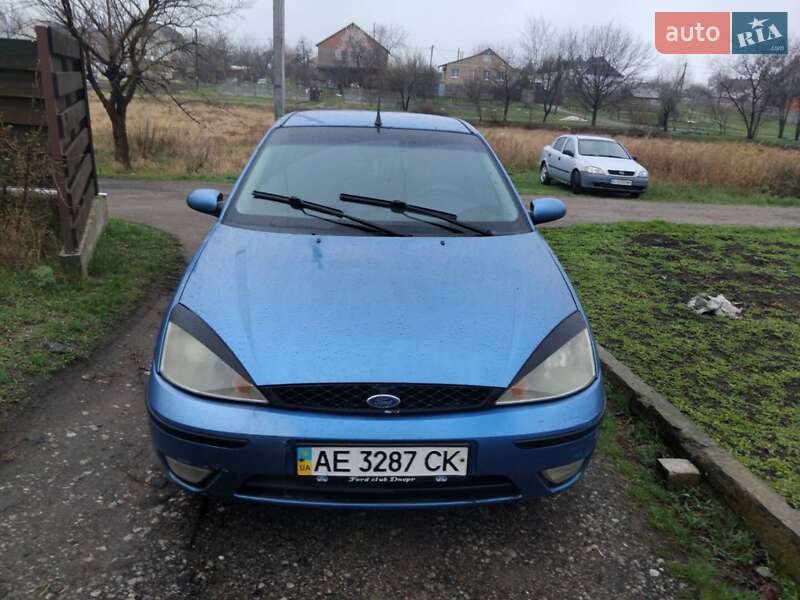 Ford Focus (2003)