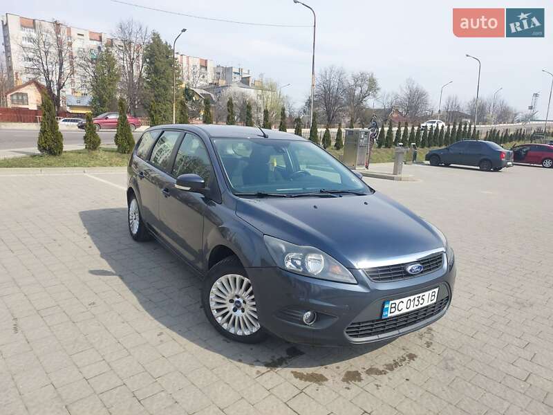 Ford Focus (2010)