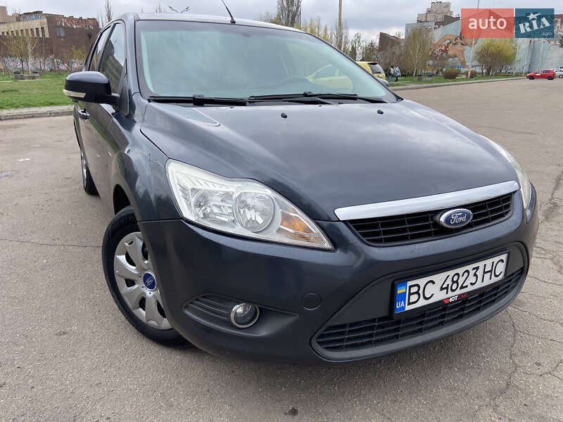 Ford Focus (2010)