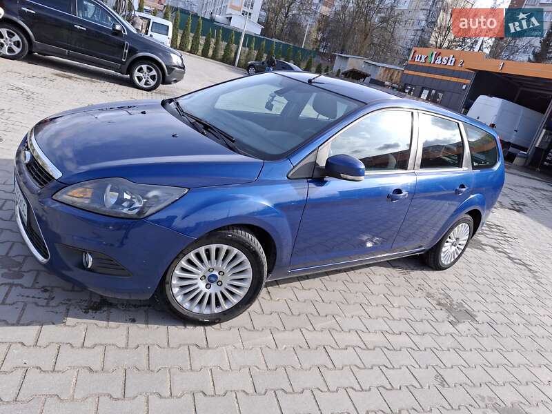 Ford Focus (2008)