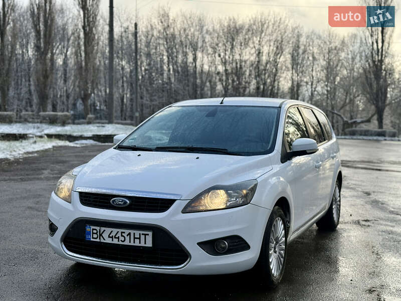 Ford Focus (2009)