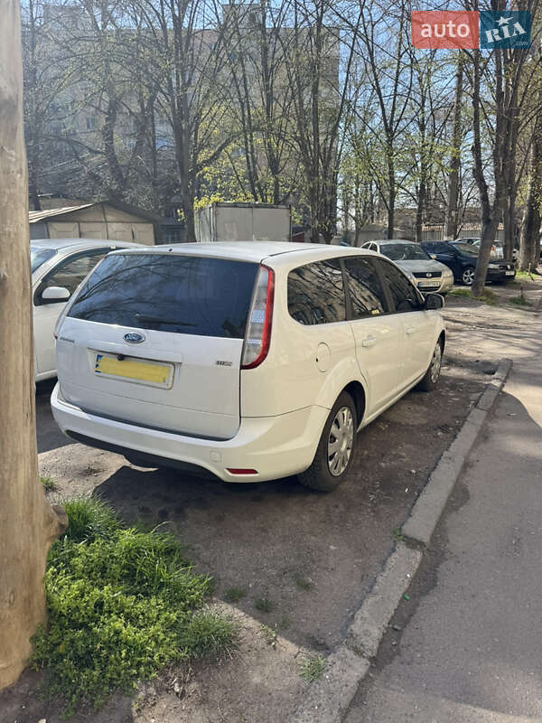 Ford Focus (2009)