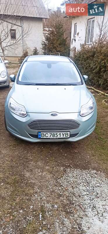 Ford Focus (2013)