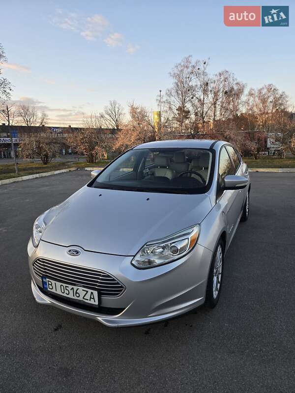 Ford Focus (2012)