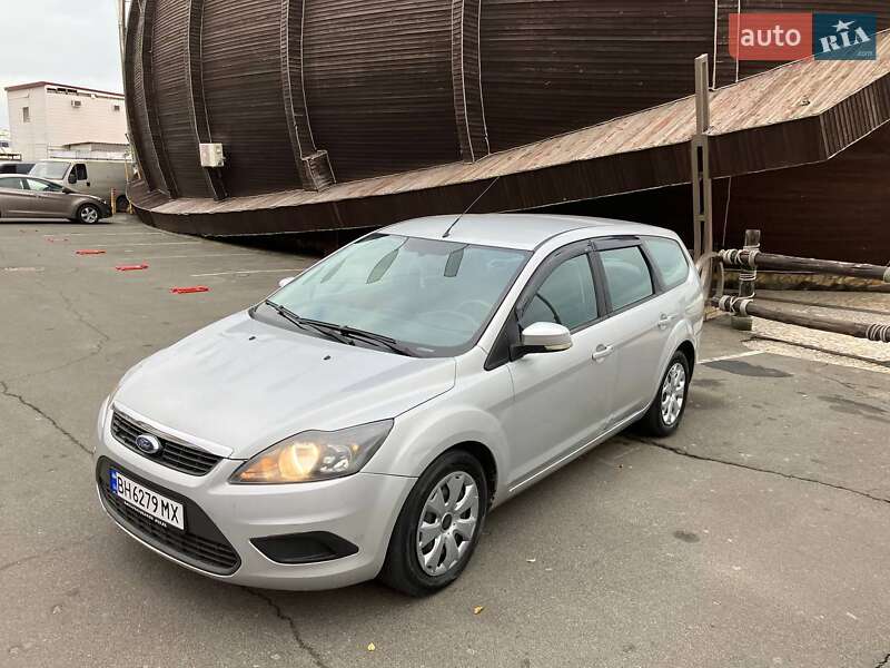 Ford Focus (2008)