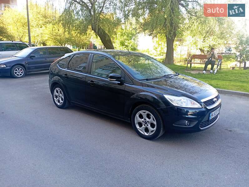 Ford Focus (2010)