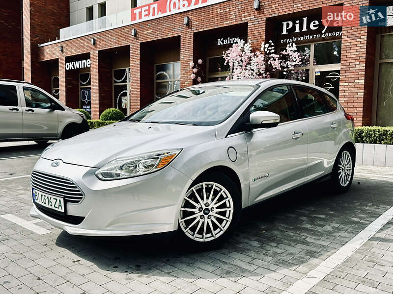Ford Focus (2012)