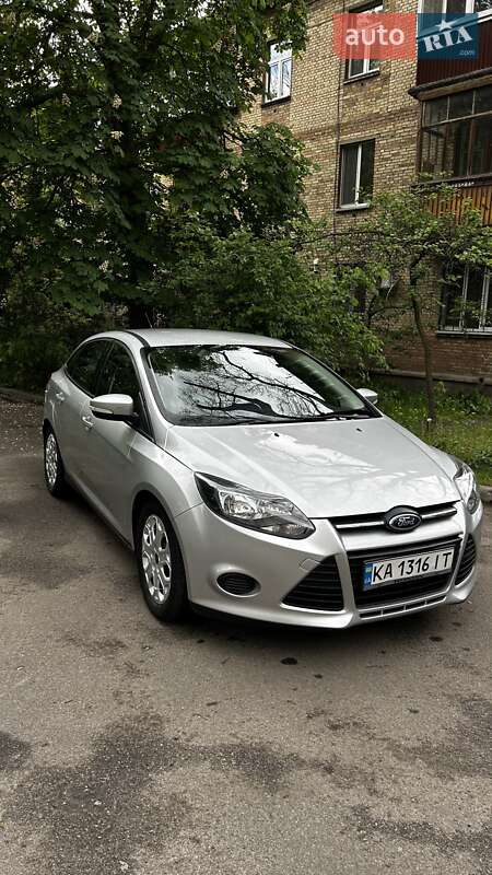 Ford Focus (2013)