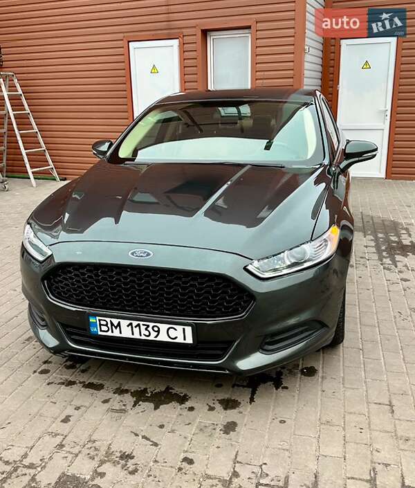 Ford Fusion (2015)