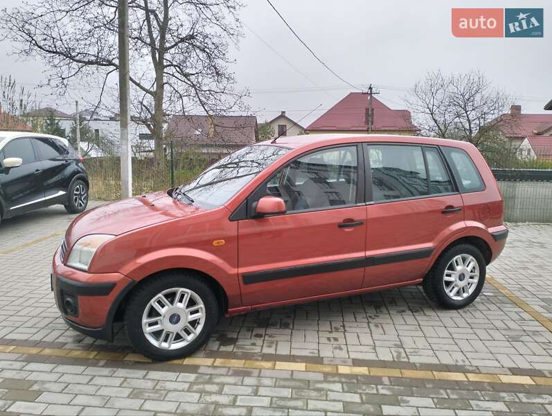 Ford Fusion (2008)