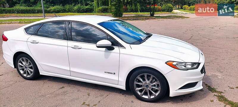 Ford Fusion (2017)