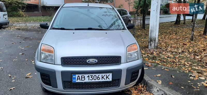 Ford Fusion (2007)