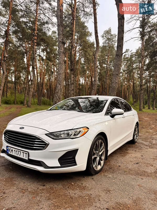 Ford Fusion (2019)