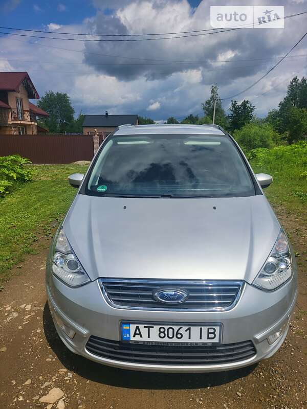 Ford Galaxy (2012)