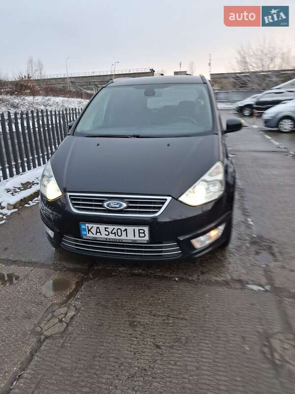 Ford Galaxy (2011)