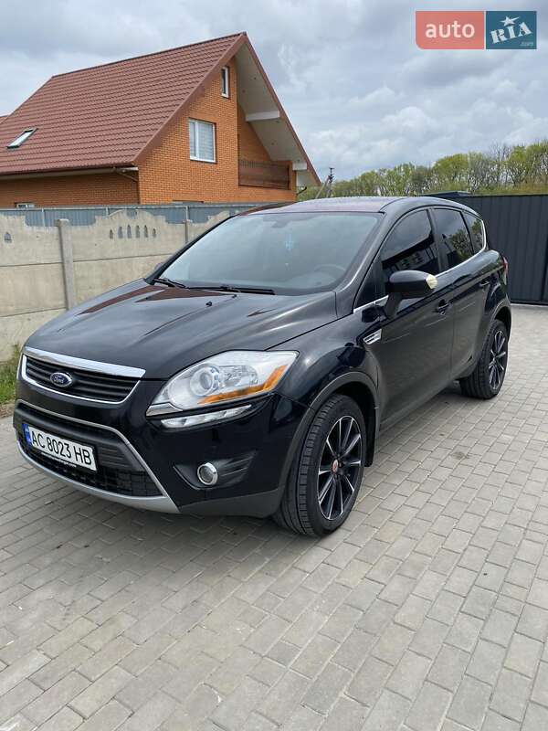 Ford Kuga (2012)