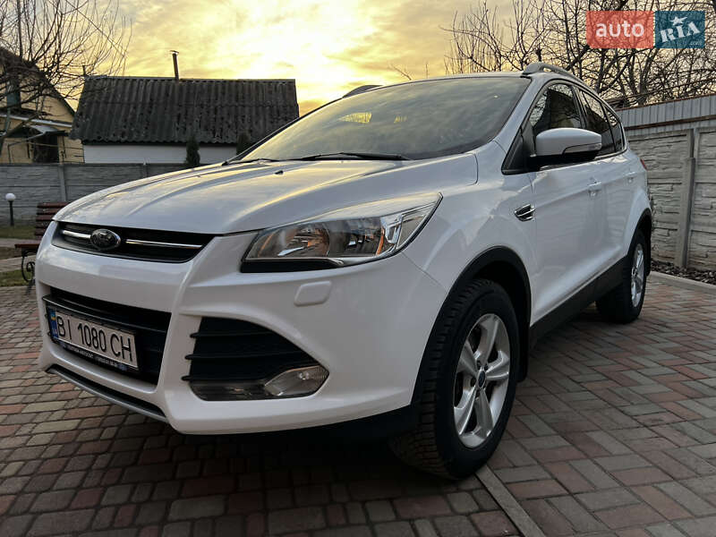 Ford Kuga (2016)